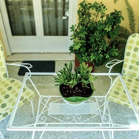 City Apartment 17 Athena Bagian luar foto