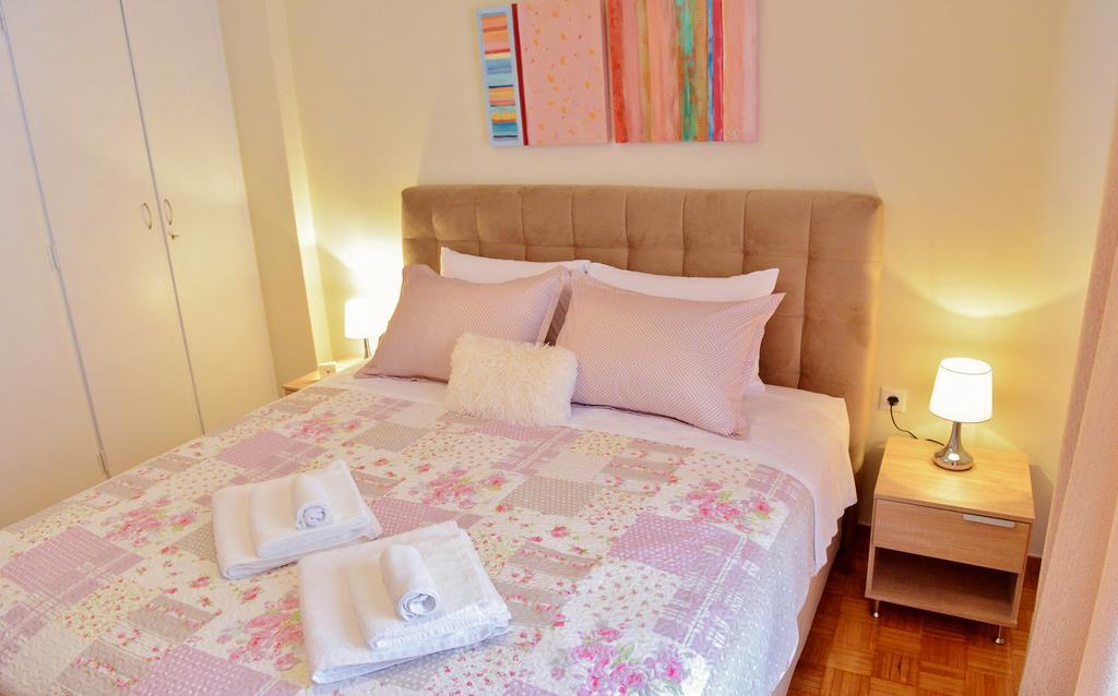 City Apartment 17 Athena Bagian luar foto